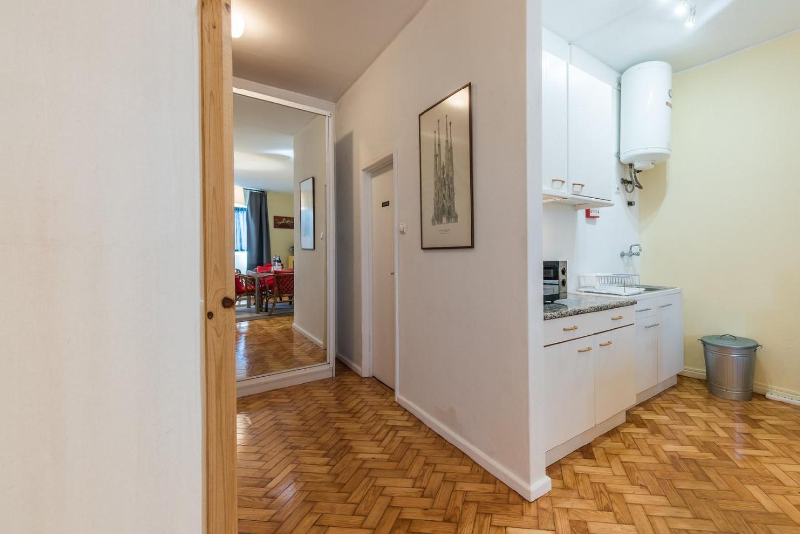 Guestready - Minimalistic Studio Downtown Porto Exterior foto